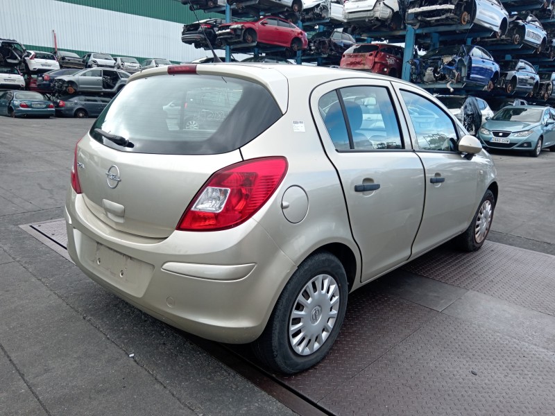 opel corsa d del año 2009