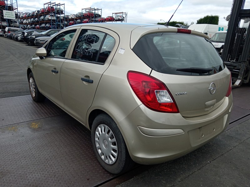 opel corsa d del año 2009