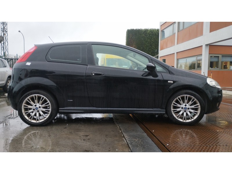 fiat grande punto (199) del año 2006