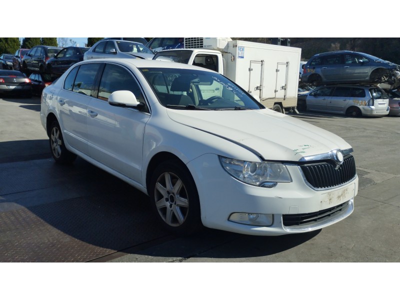 skoda suberb (3t4) del año 2008