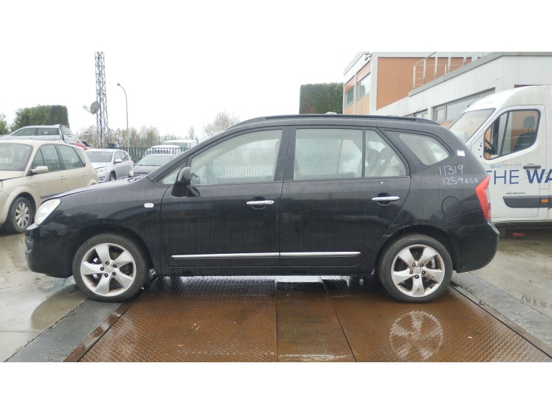 kia carens (un) del año 2008