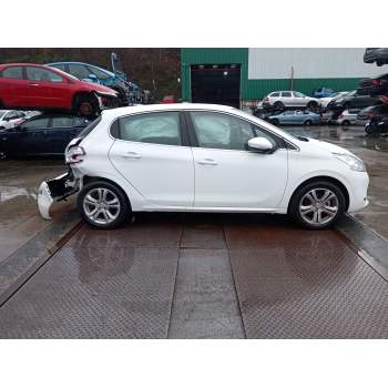 PEUGEOT 208 I (CA_, CC_)