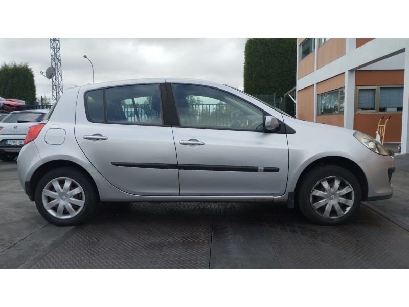 renault clio iii del año 2008