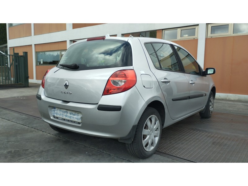 renault clio iii del año 2008