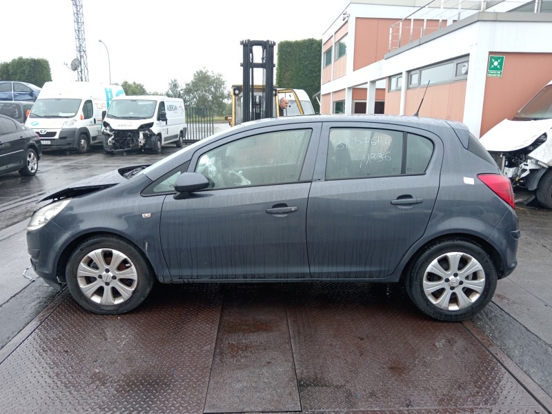 opel corsa d del año 2008