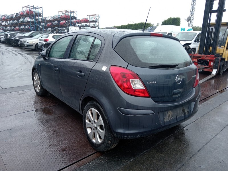 opel corsa d del año 2008