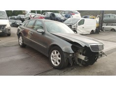 mercedes clase e (w211) berlina del año 2005 2