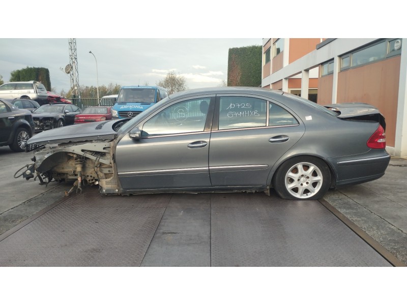 mercedes clase e (w211) berlina del año 2005