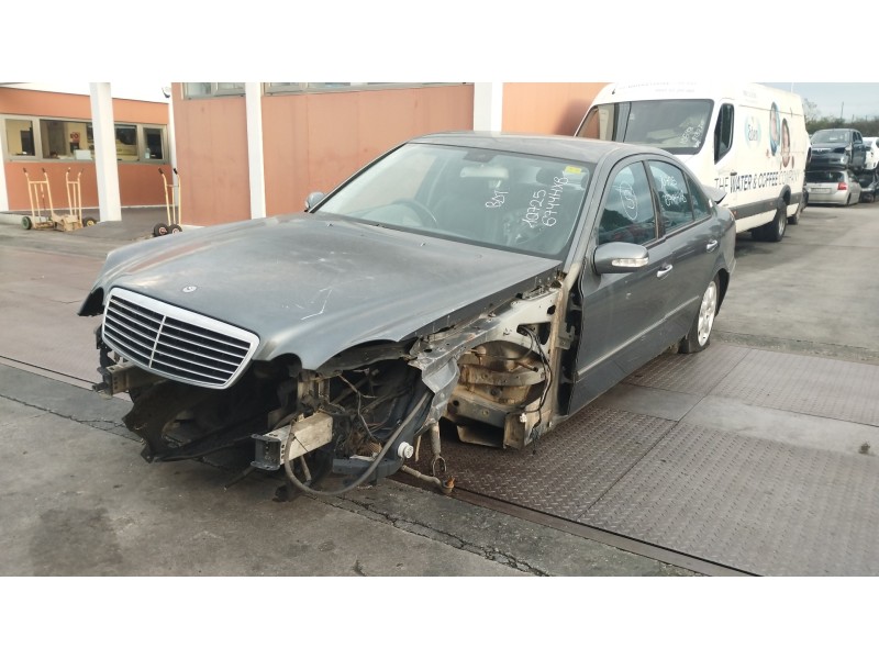 mercedes clase e (w211) berlina del año 2005