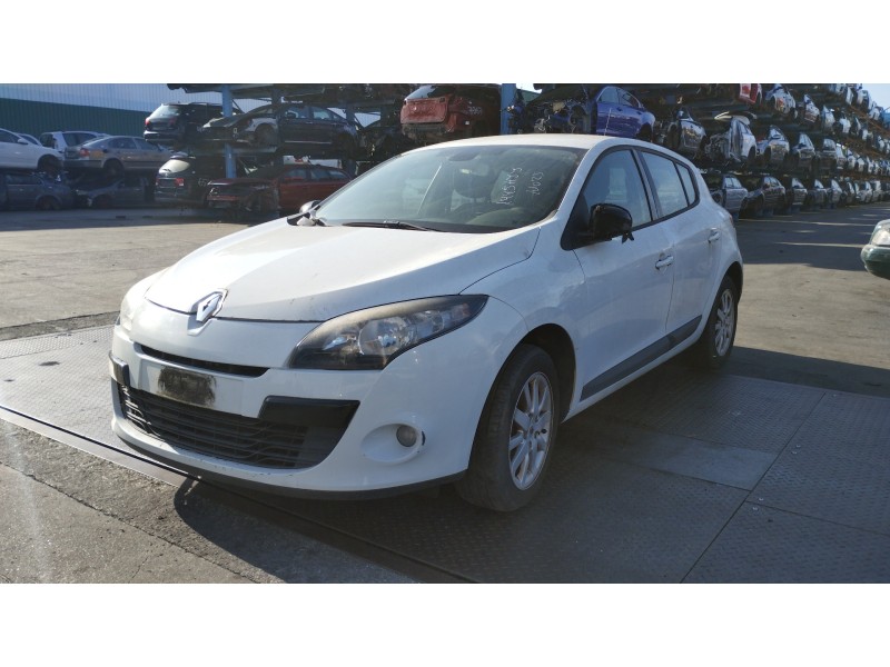 renault megane iii berlina 5 p del año 2012