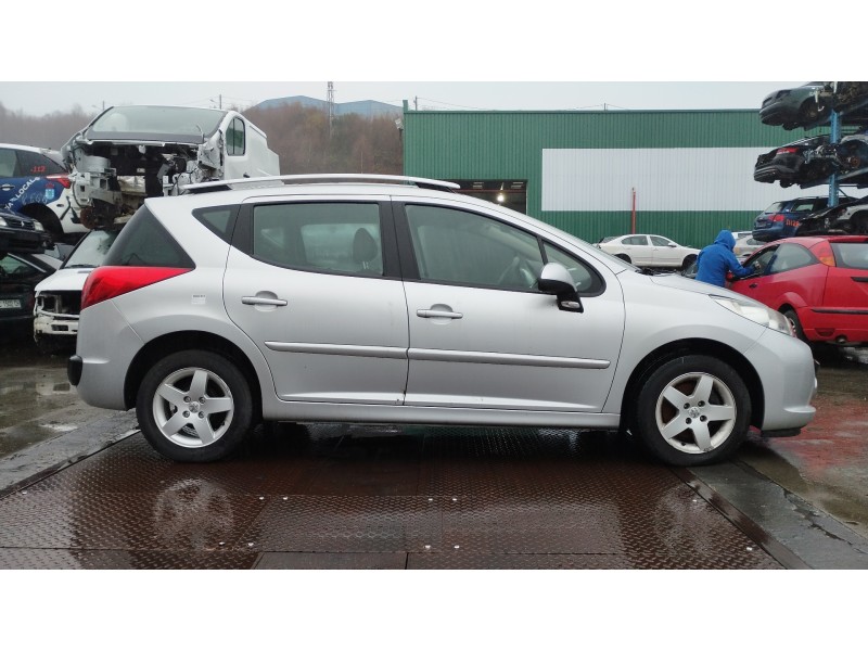 peugeot 207 sw del año 2009