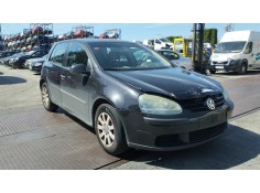 volkswagen golf v berlina (1k1) del año 2004 2