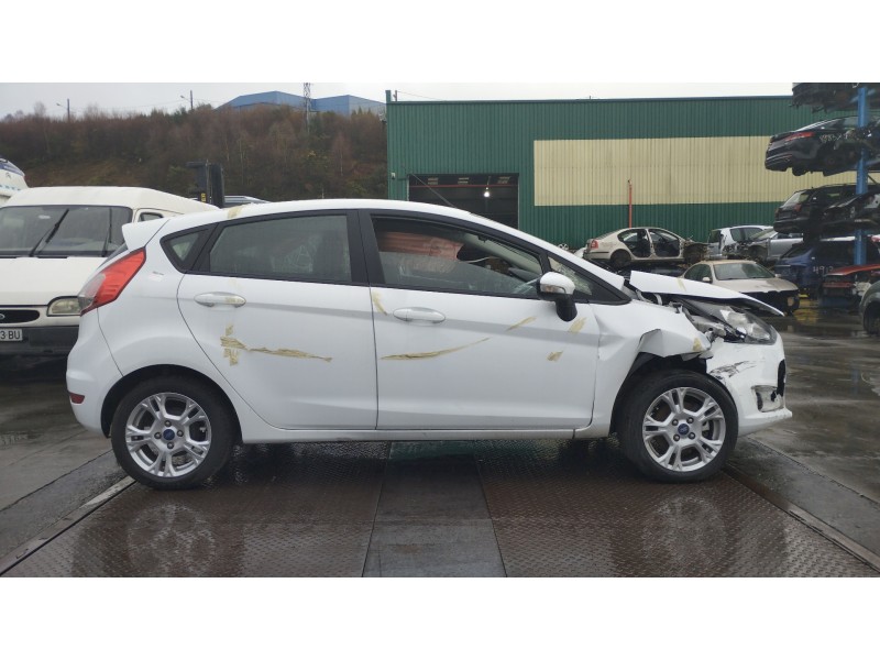 ford fiesta (ccn) del año 2014