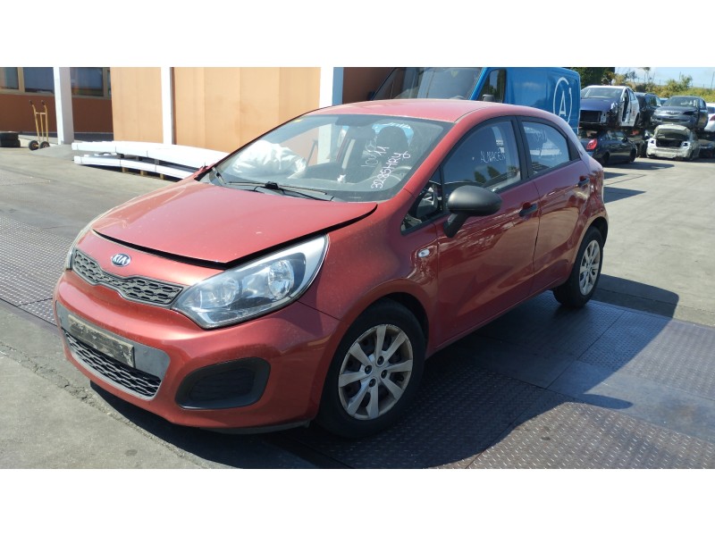kia rio del año 2013