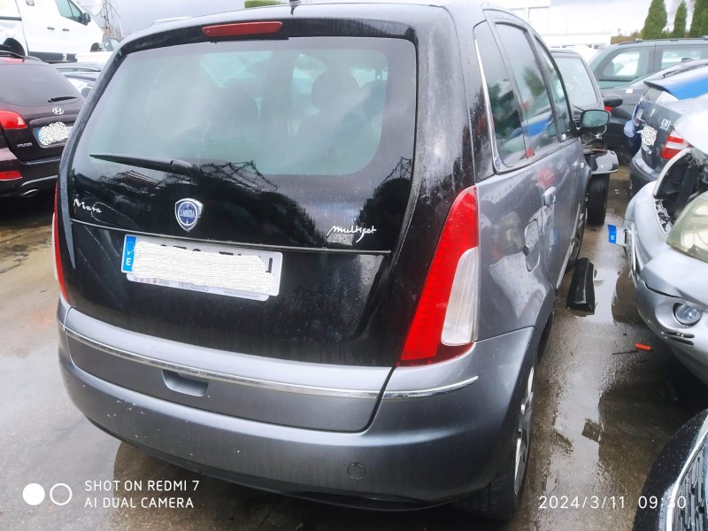 lancia musa (184) del año 2007 lancia musa (184) del año 2007