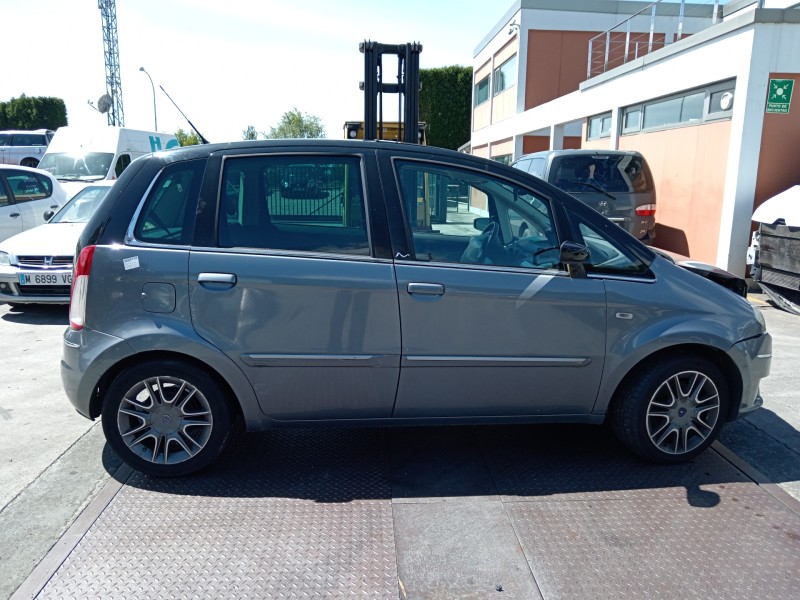 lancia musa (184) del año 2007 lancia musa (184) del año 2007