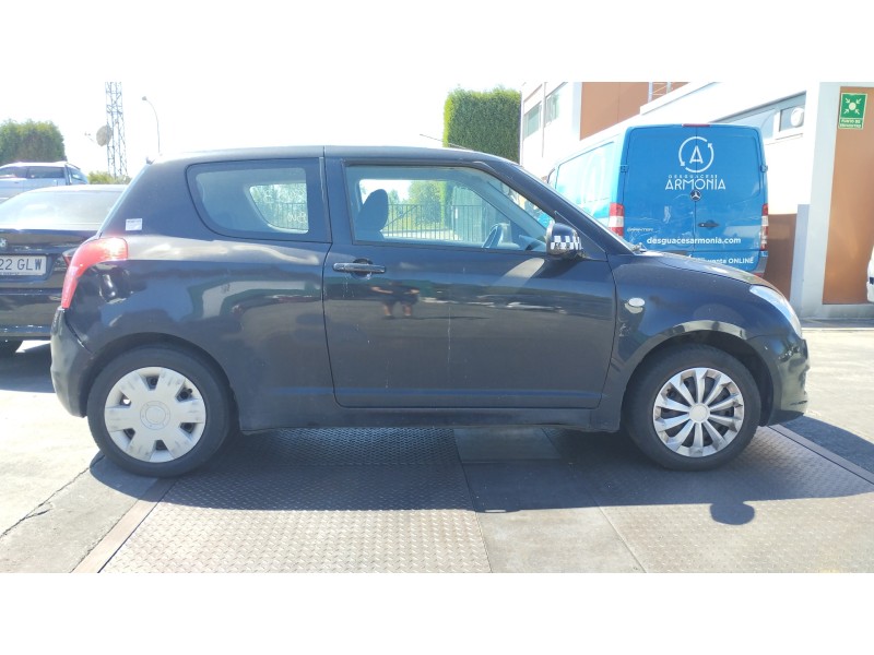 suzuki swift berlina (mz) del año 2005