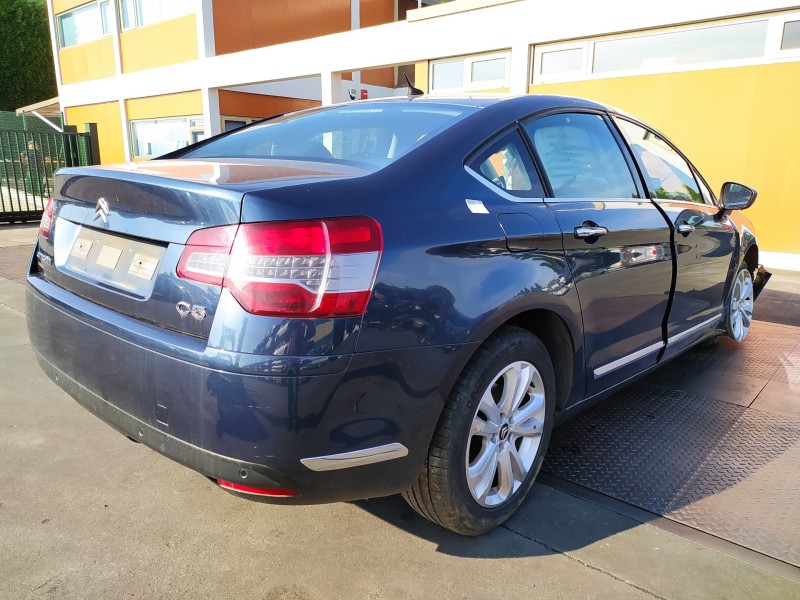 citroen c5 berlina del año 2012