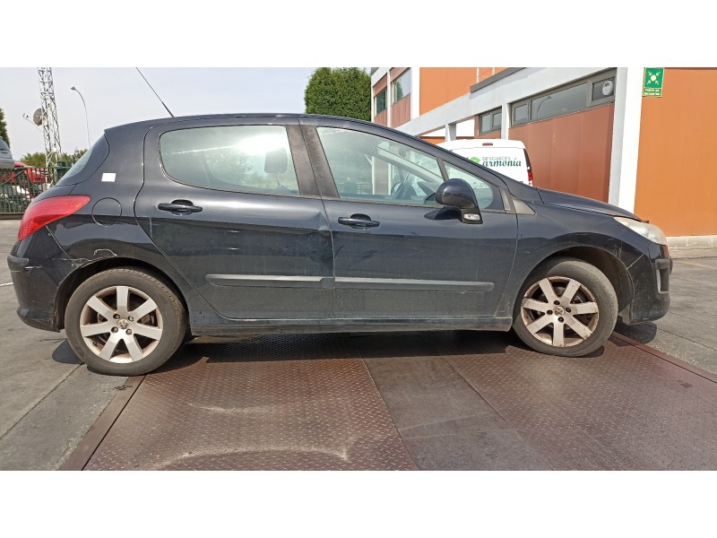 peugeot 308 del año 2008