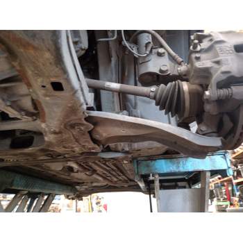 BRAZO SUSPENSION INFERIOR DELANTERO IZQUIERDO 