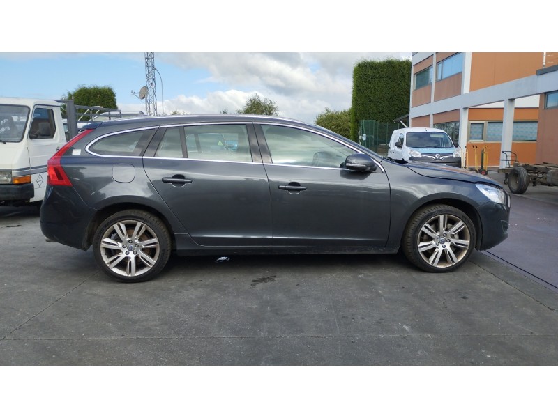 volvo v60 kombi del año 2018