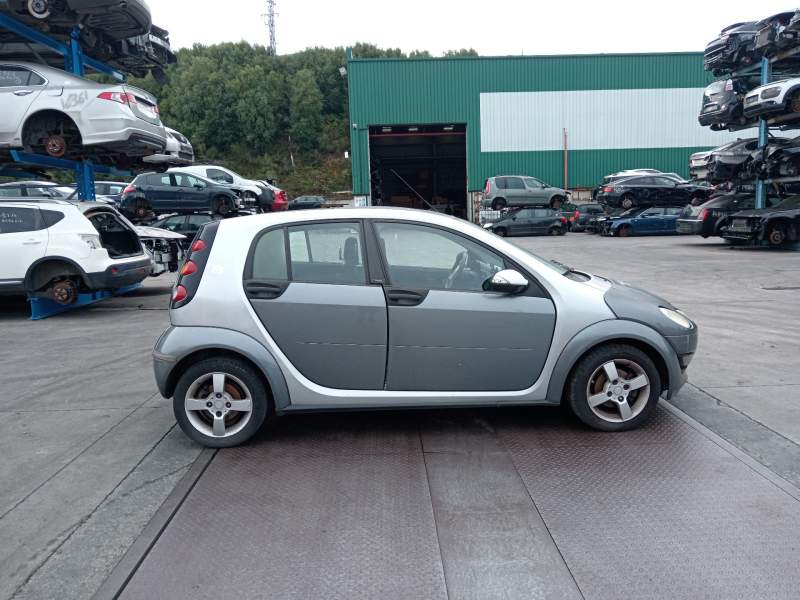SMART FORFOUR (454)