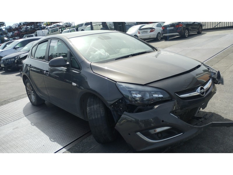 opel astra j lim. del año 1950