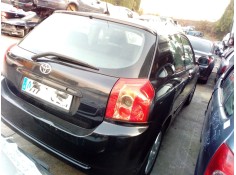toyota corolla (e12) del año 2004 2
