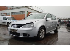 volkswagen golf v berlina (1k1) del año 2004 2