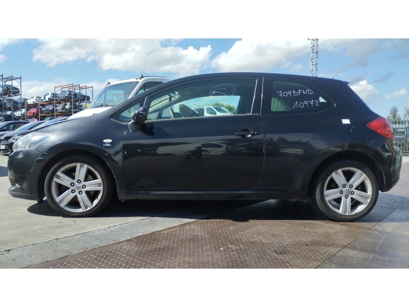 toyota auris del año 2007