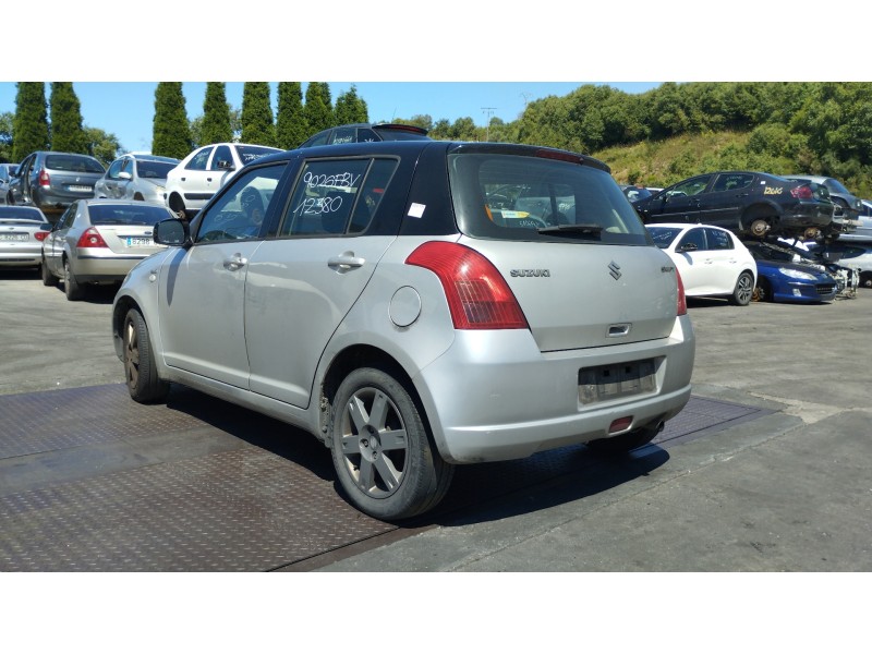 suzuki swift berlina (mz) del año 2006