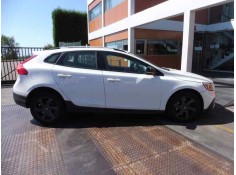 volvo v40 cross country del año 2014