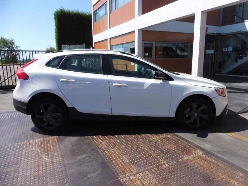 volvo v40 cross country del año 2014 volvo v40 cross country del año 2014