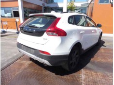 volvo v40 cross country del año 2014 2