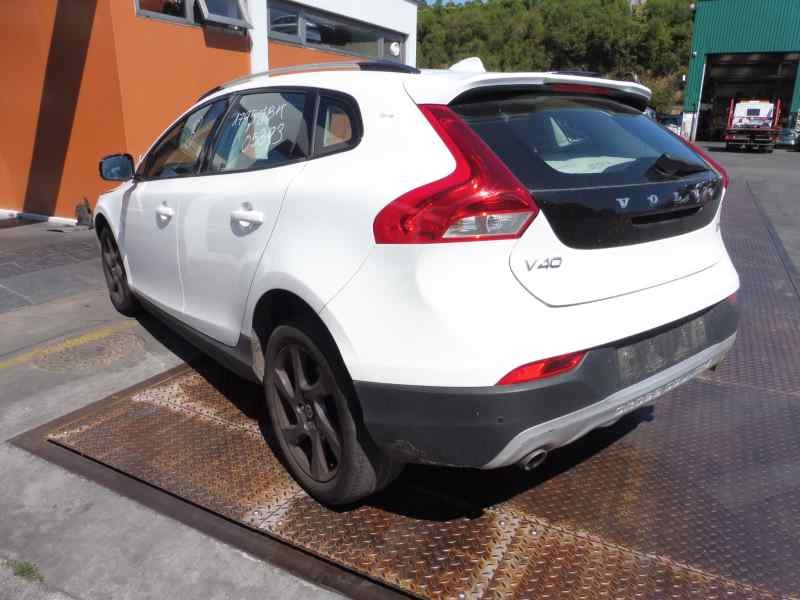 volvo v40 cross country del año 2014 volvo v40 cross country del año 2014