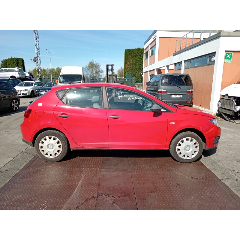 seat ibiza (6j5) del año 2010