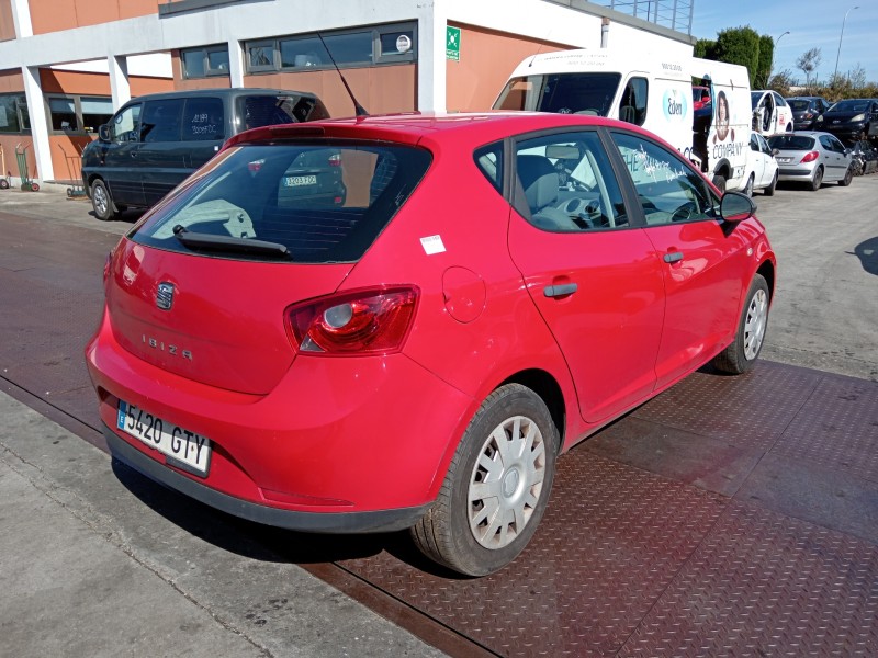 seat ibiza (6j5) del año 2010
