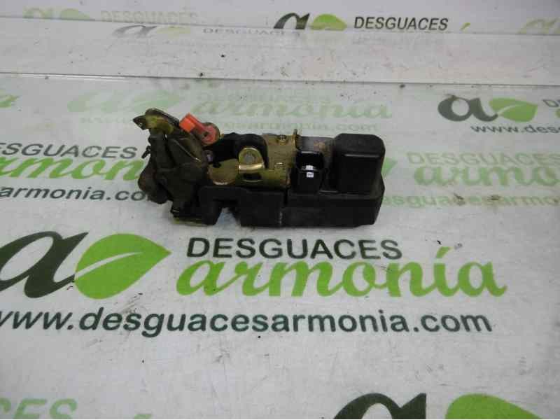 Recambio de cerradura puerta trasera derecha para jeep gr.cherokee (wj/wg) 3.1 td laredo referencia OEM IAM 68268218AA  