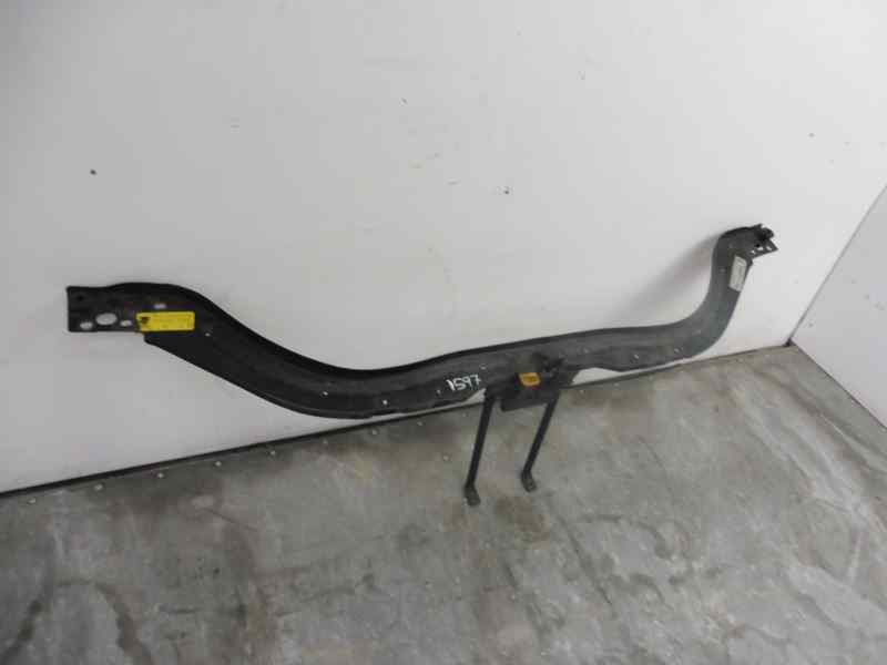 Recambio de travesaño superior para jeep gr.cherokee (wj/wg) 3.1 td laredo referencia OEM IAM   