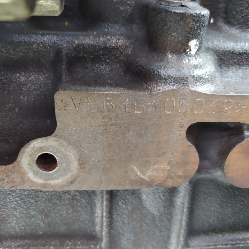 Recambio de despiece motor para jeep gr.cherokee (zj)/(z) 2.5 td canyon referencia OEM IAM VM61B  