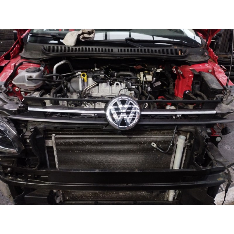 Recambio de rejilla delantera para volkswagen polo sport referencia OEM IAM 2g0853651k  