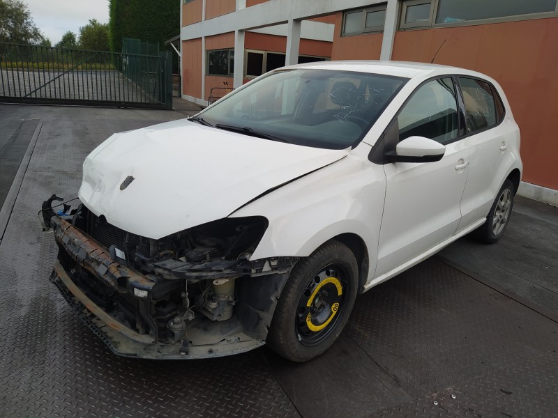 volkswagen polo (6r1) del año 2010