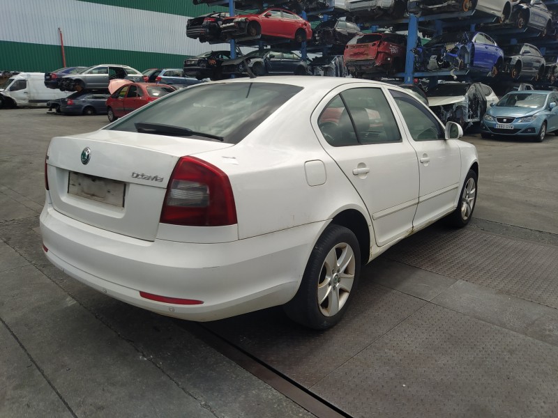 skoda octavia berlina (1z3) del año 2012