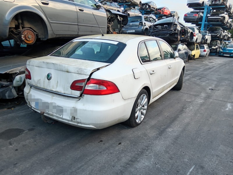 skoda superb (3u4) del año 2008