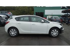 opel astra j lim. del año 2010