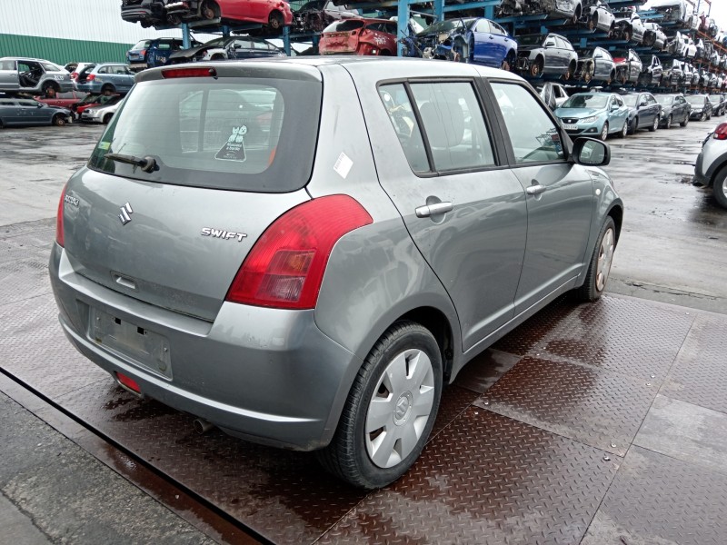 suzuki swift berlina (mz) del año 2005