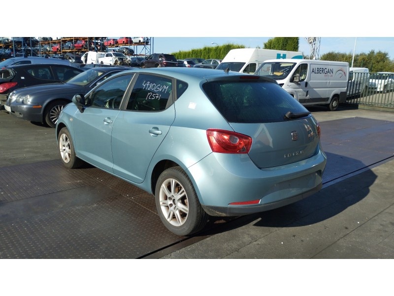 seat ibiza (6j5) del año 2010