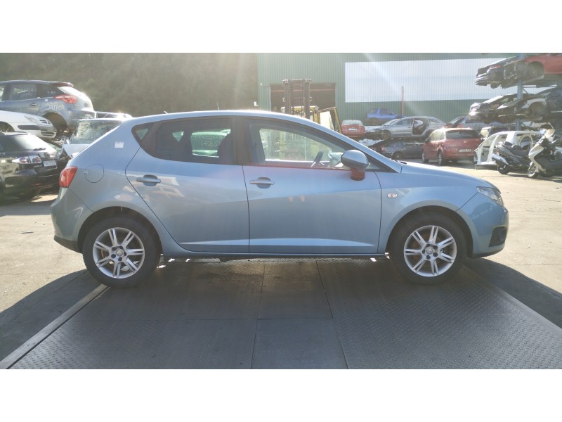 seat ibiza (6j5) del año 2010