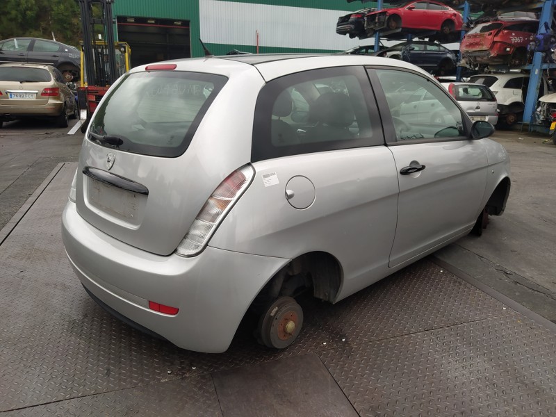 lancia ypsilon (101) del año 2003 lancia ypsilon (101) del año 2003