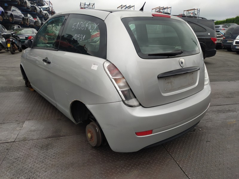 lancia ypsilon (101) del año 2003 lancia ypsilon (101) del año 2003